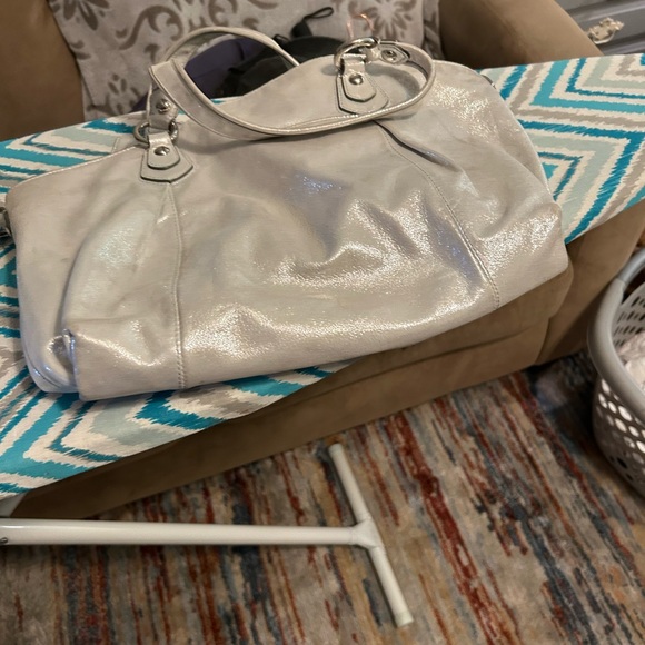 Coach “Poppy” Handbag - Picture 9 of 16